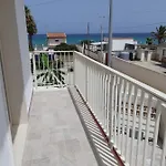 Apartment Fronte Mare