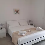 公寓 Fronte Mare 阿沃拉